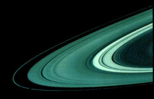 Снимок колец Сатурна, сделанный 12.11.1980 "Вояджером-1"
